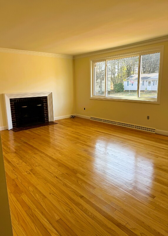 Building Photo - 520 Elm St