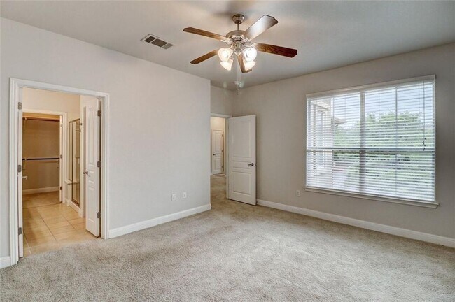 Building Photo - 3406 Menchaca Rd