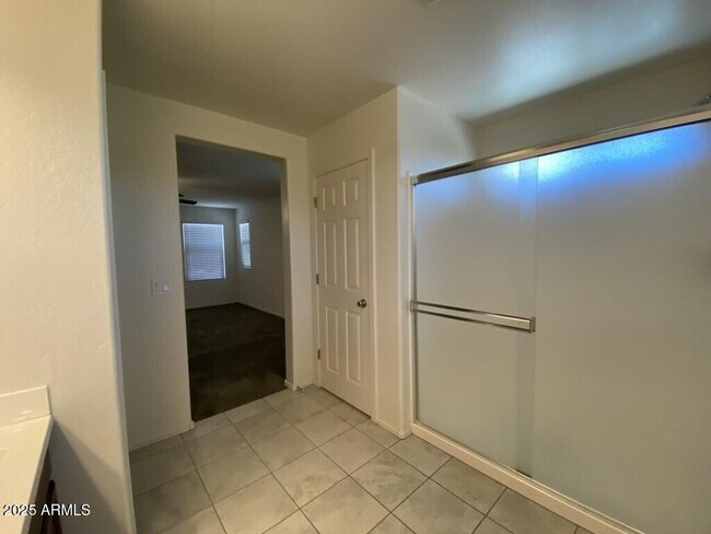 Building Photo - 6843 E Peralta Cir