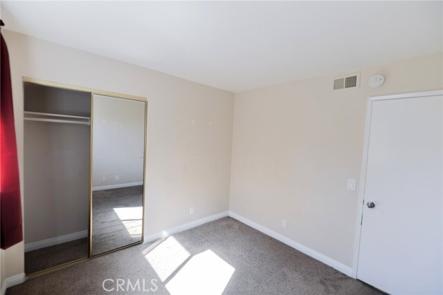 Building Photo - 505 Avenida Victoria