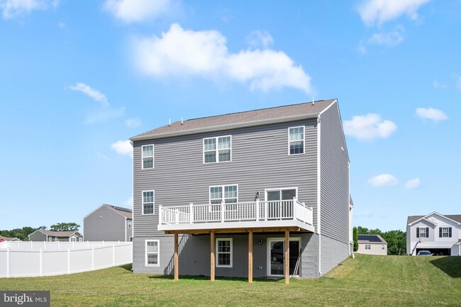 Building Photo - 504 Harper Dr