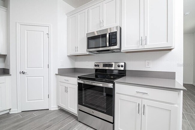 Building Photo - 16591 Parable Wy