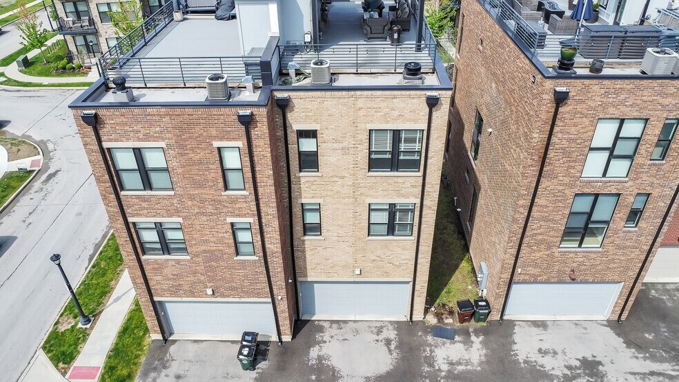 Building Photo - 754 N 6th St