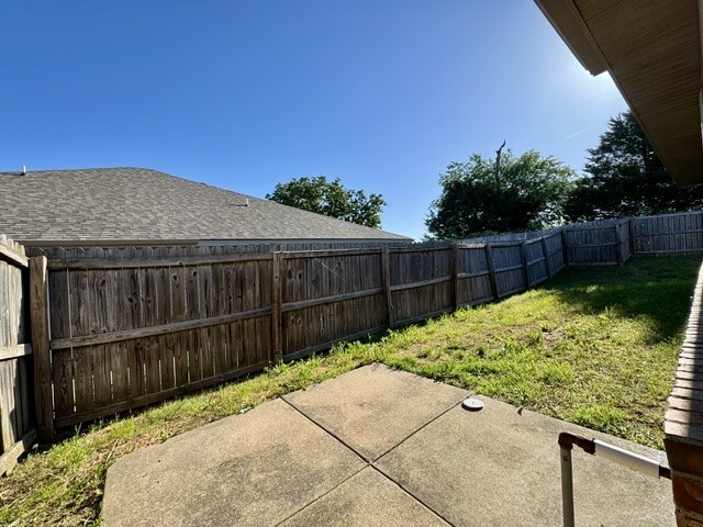 Building Photo - 3503 N Robin Ct