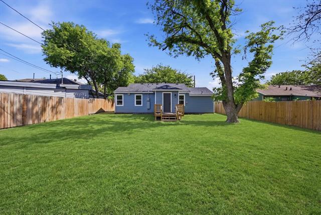 Building Photo - 303 Brodie St