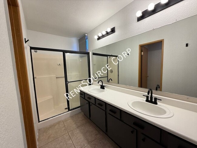 Building Photo - 3708 Cornelius Ct
