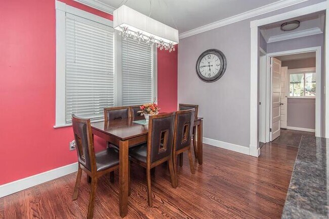 Building Photo - Fantastic 2bd/2ba home! Let yourself in!