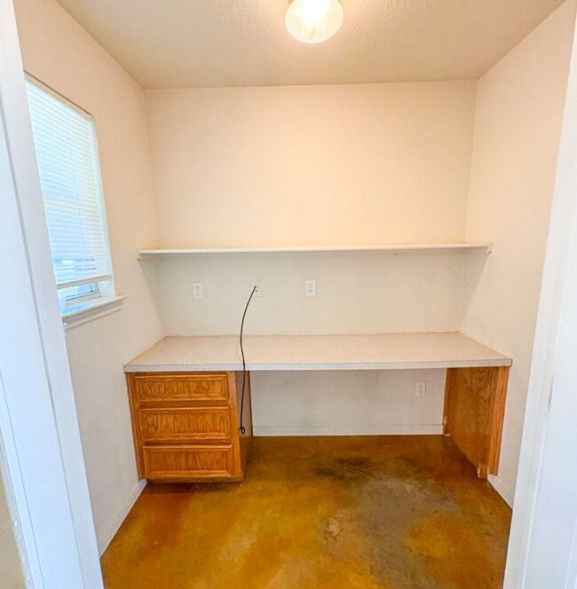 Building Photo - 1402 Powder River Dr