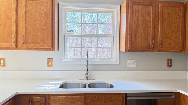 Building Photo - 273 Bainbridge Cir