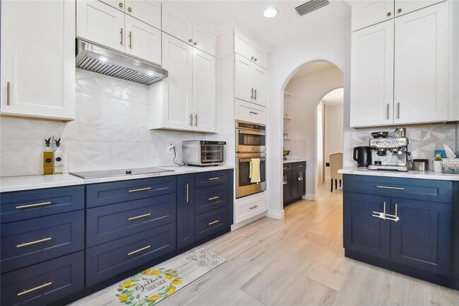 Building Photo - 18026 Java Isle Dr