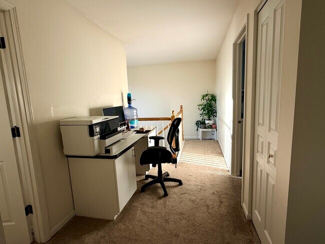 Building Photo - 2938 Peachtree Cir