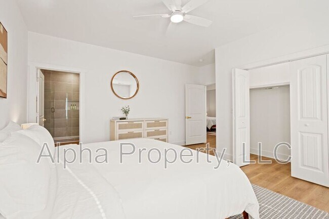 Building Photo - 11 Shubuta Ct