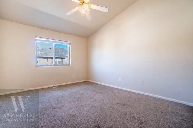 Building Photo - 8171 Snow Bowl Heights