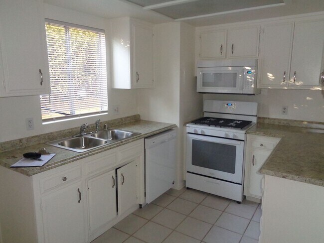 Building Photo - 4128 West Ave. L Unit G