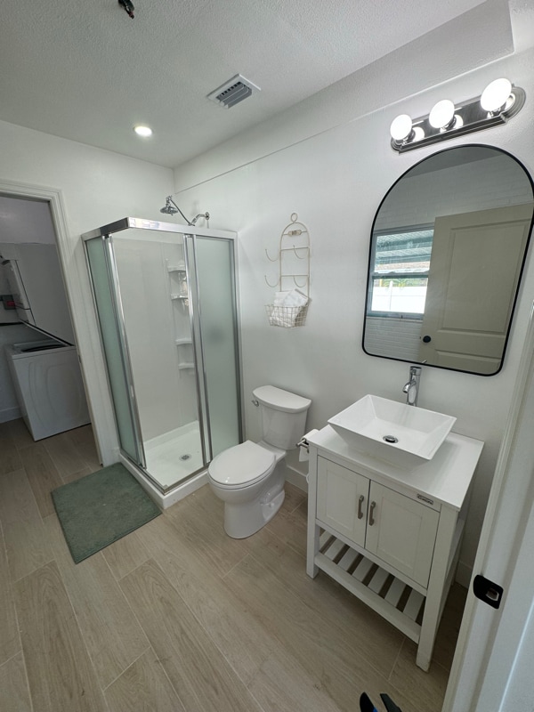 Building Photo - 11423 77th Ave