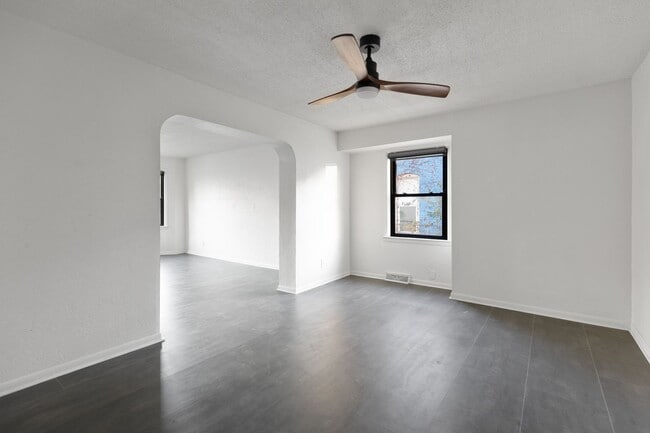 Building Photo - Pendleton Heights 4BR—Updated Historic Cha...