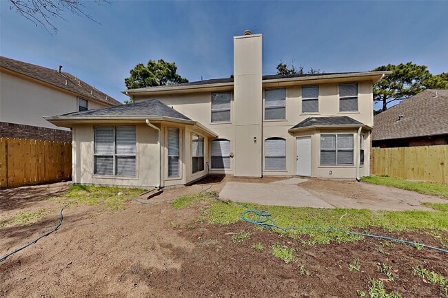 Building Photo - 18319 Harnett Dr