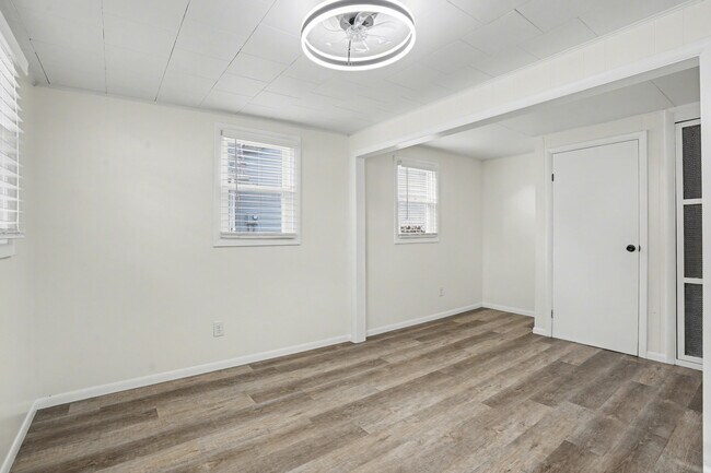 Building Photo - 6520 S 070 E