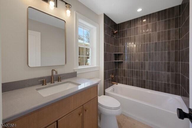 Building Photo - 15 Prospect Pl