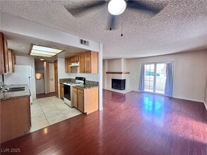 Building Photo - 101 Luna Way