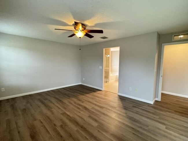 Building Photo - 222 Biltmore Pl