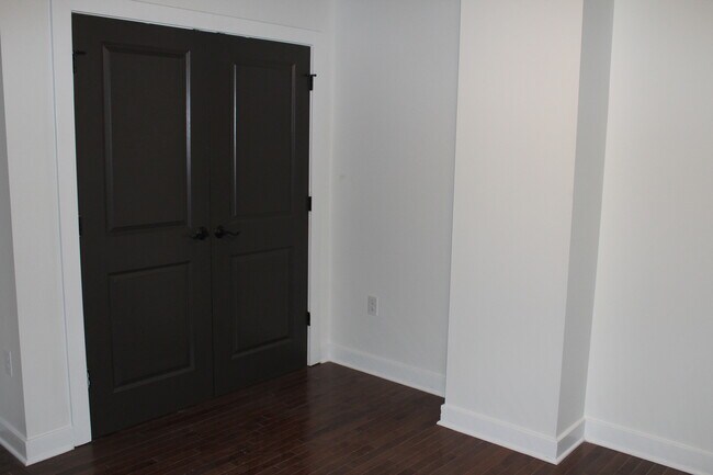 Building Photo - 408 Wellons St