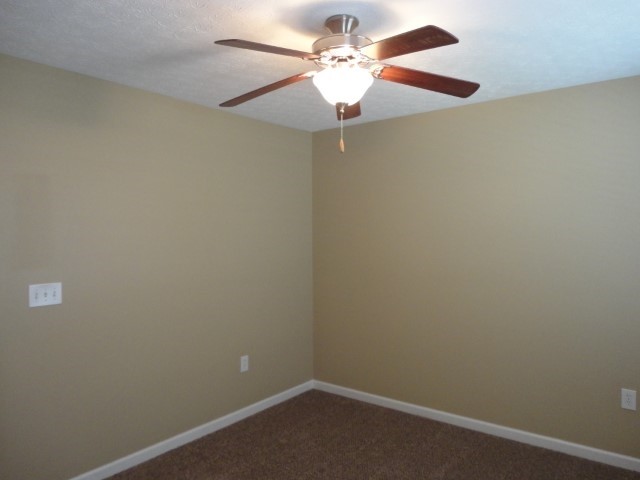 Building Photo - 5145 Oak Creek Trail