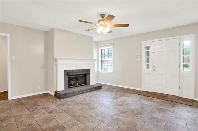 Building Photo - 6023 Lazy Ln