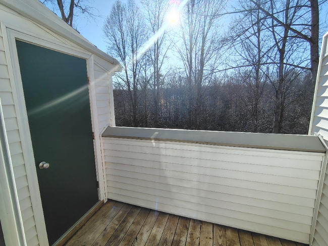 Building Photo - 600 Reusens Rd