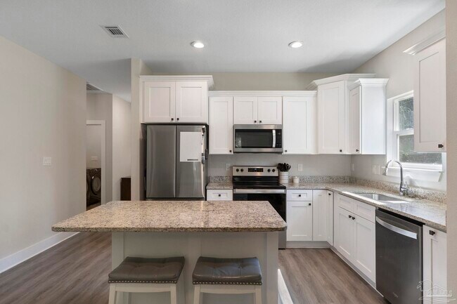 Building Photo - 5087 San Pedro Ct