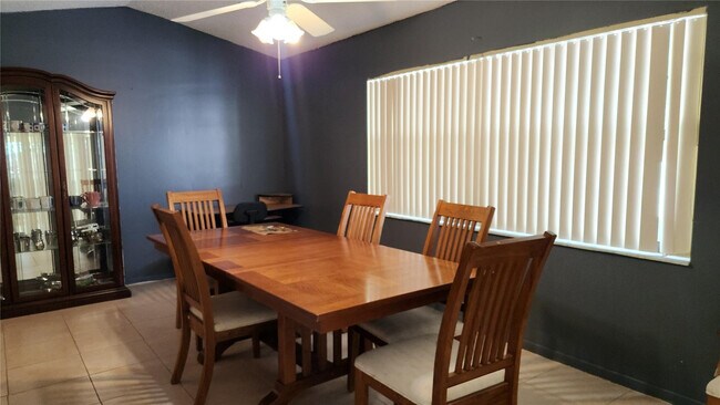 Building Photo - 2249 SE Melaleuca Blvd