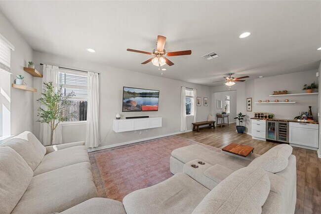 Building Photo - 11104 El Capitan Dr