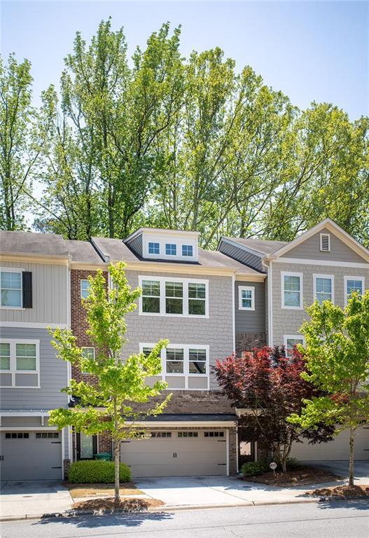 Building Photo - 2813 White Oak Ln