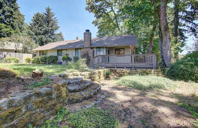 Building Photo - Spacious 3-Bedroom Home with Private Backyard Oasis