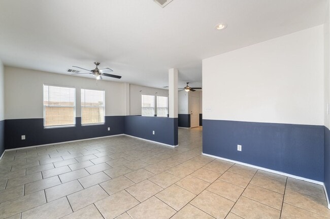 Building Photo - Charming Single-Story Home in Silverado Pines!