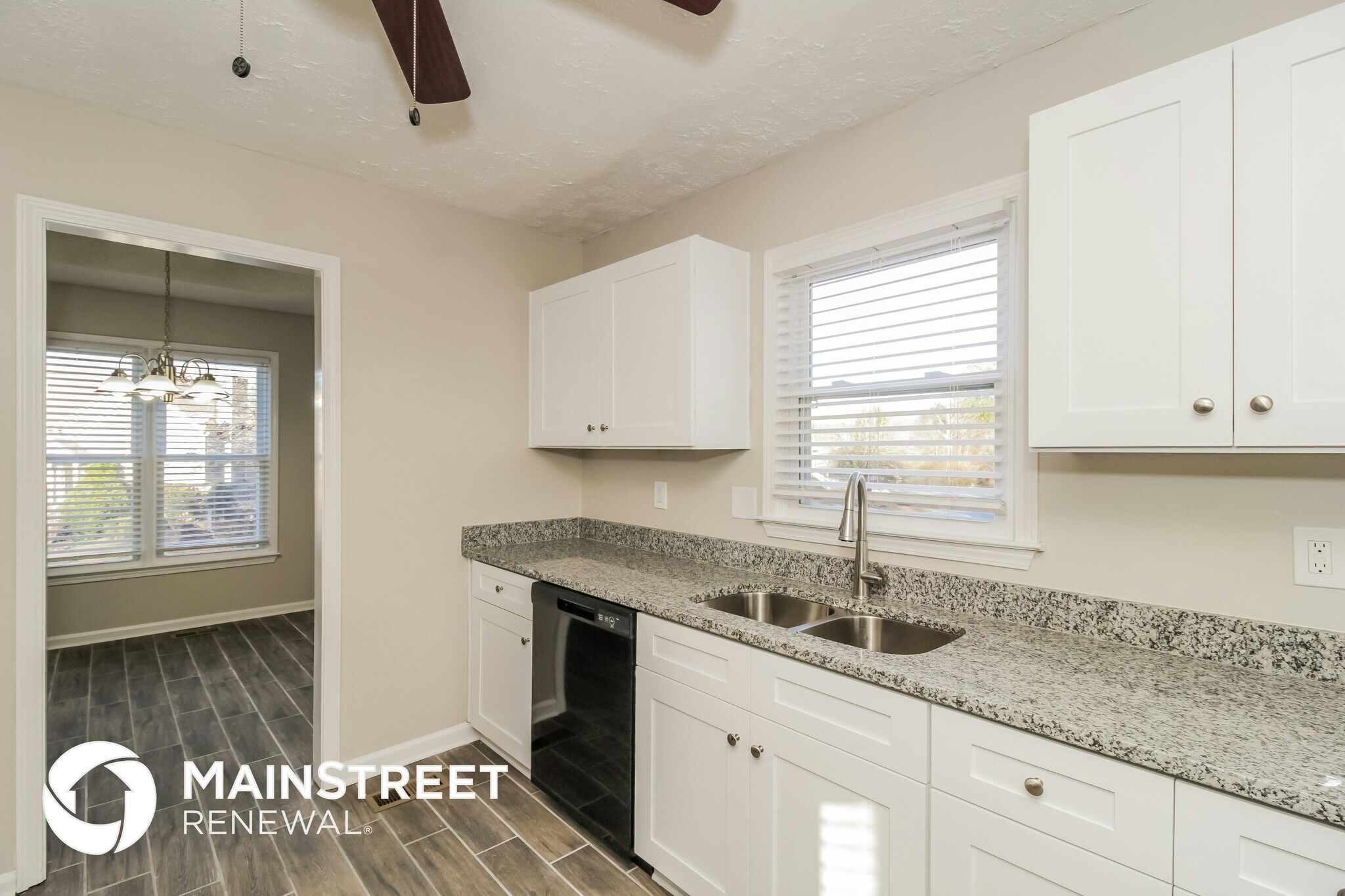 Building Photo - 4810 Country Cove Way
