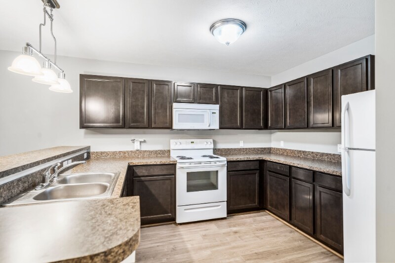 Building Photo - 1243 Terrace Dr