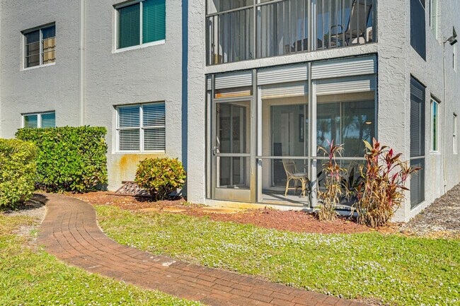 Building Photo - 190 Pebble Beach Blvd