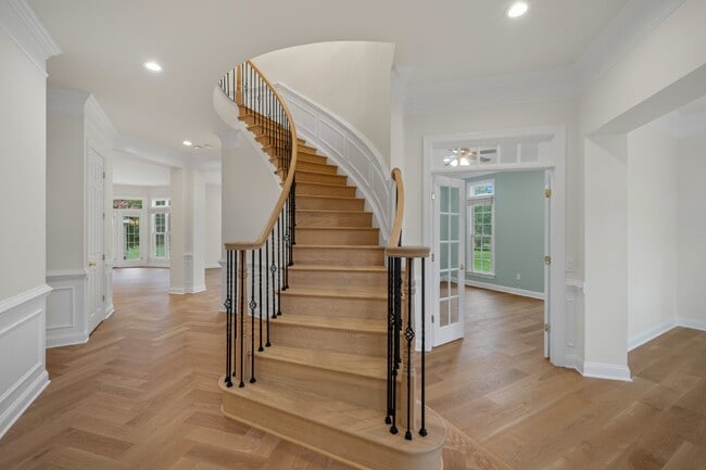 Building Photo - 27556 Paddock Trail Pl