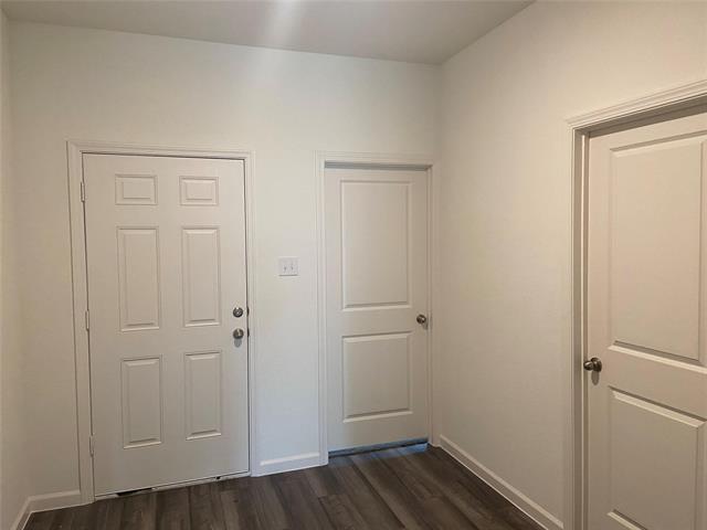 Building Photo - 1617 Shadow Hawk Dr