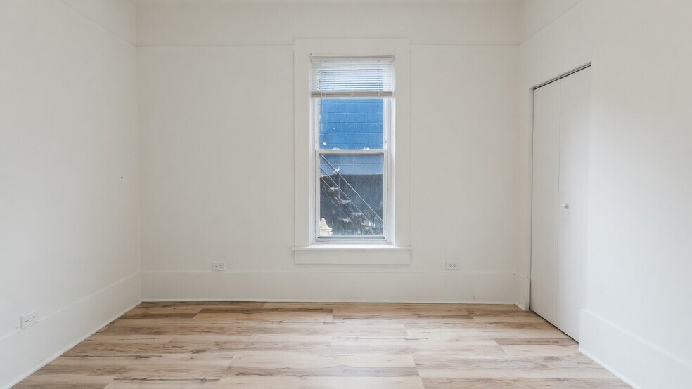 Building Photo - 2607 W Haddon Ave