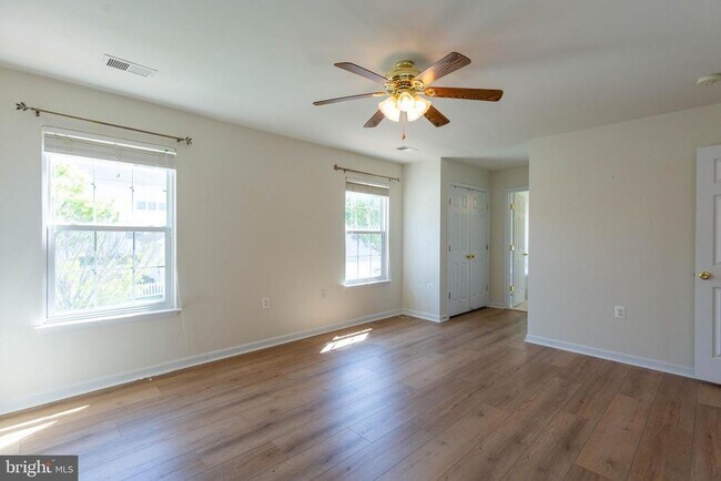 Building Photo - 341 Bullskin St