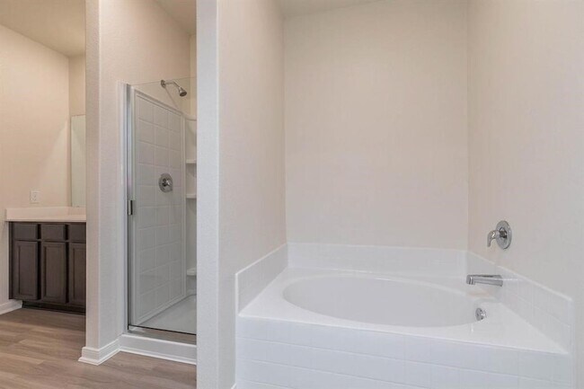 Building Photo - 20715 Nala Bear Dr