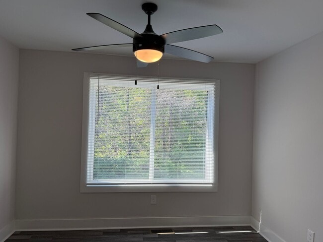Building Photo - 32 Allure Dr