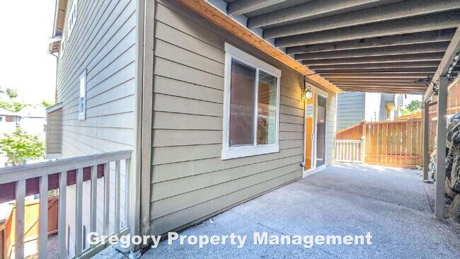 Building Photo - 1710 145th Pl SW