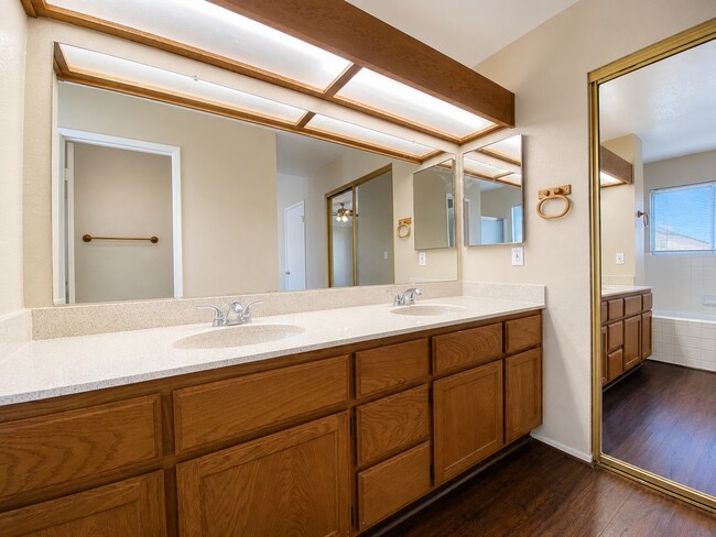 Building Photo - 34359 Agate Terrace