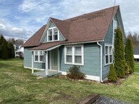 Building Photo - 2 W 4th St