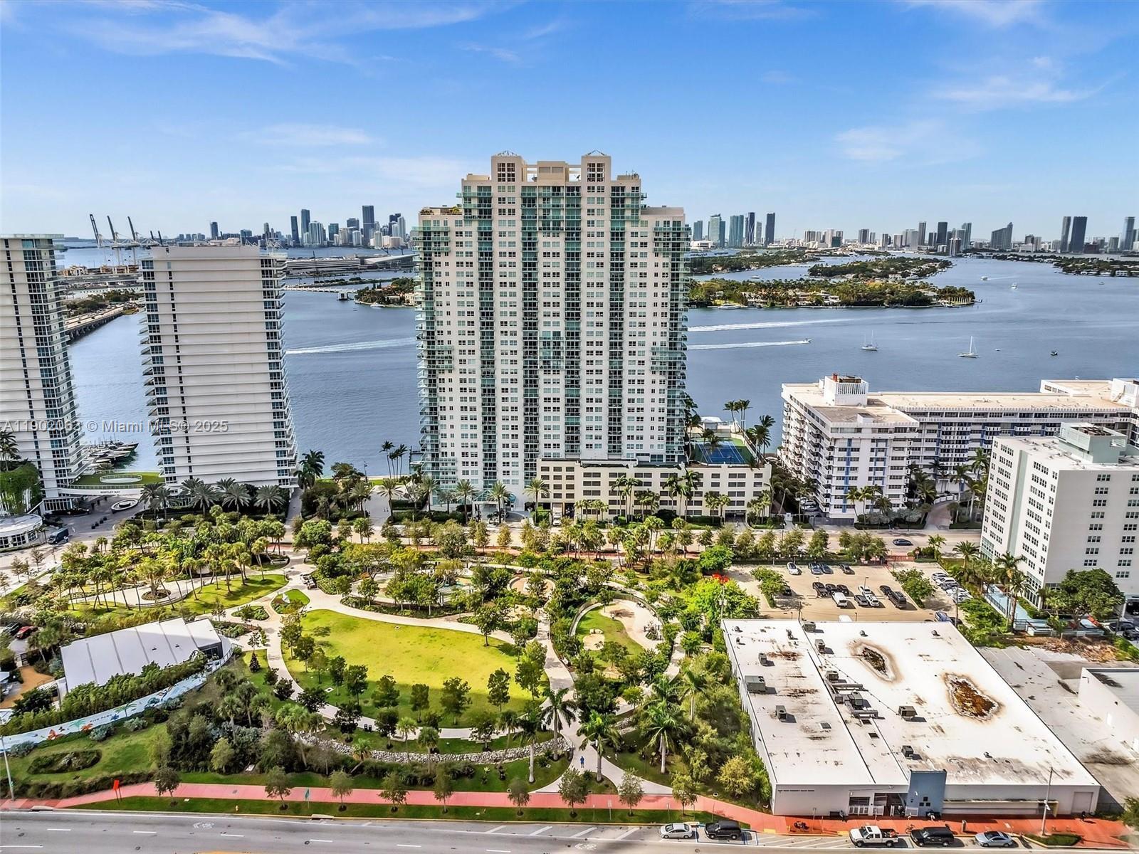 Building Photo - 650 West Ave