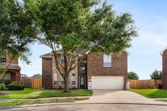 Building Photo - 21915 Sunvolt Ct