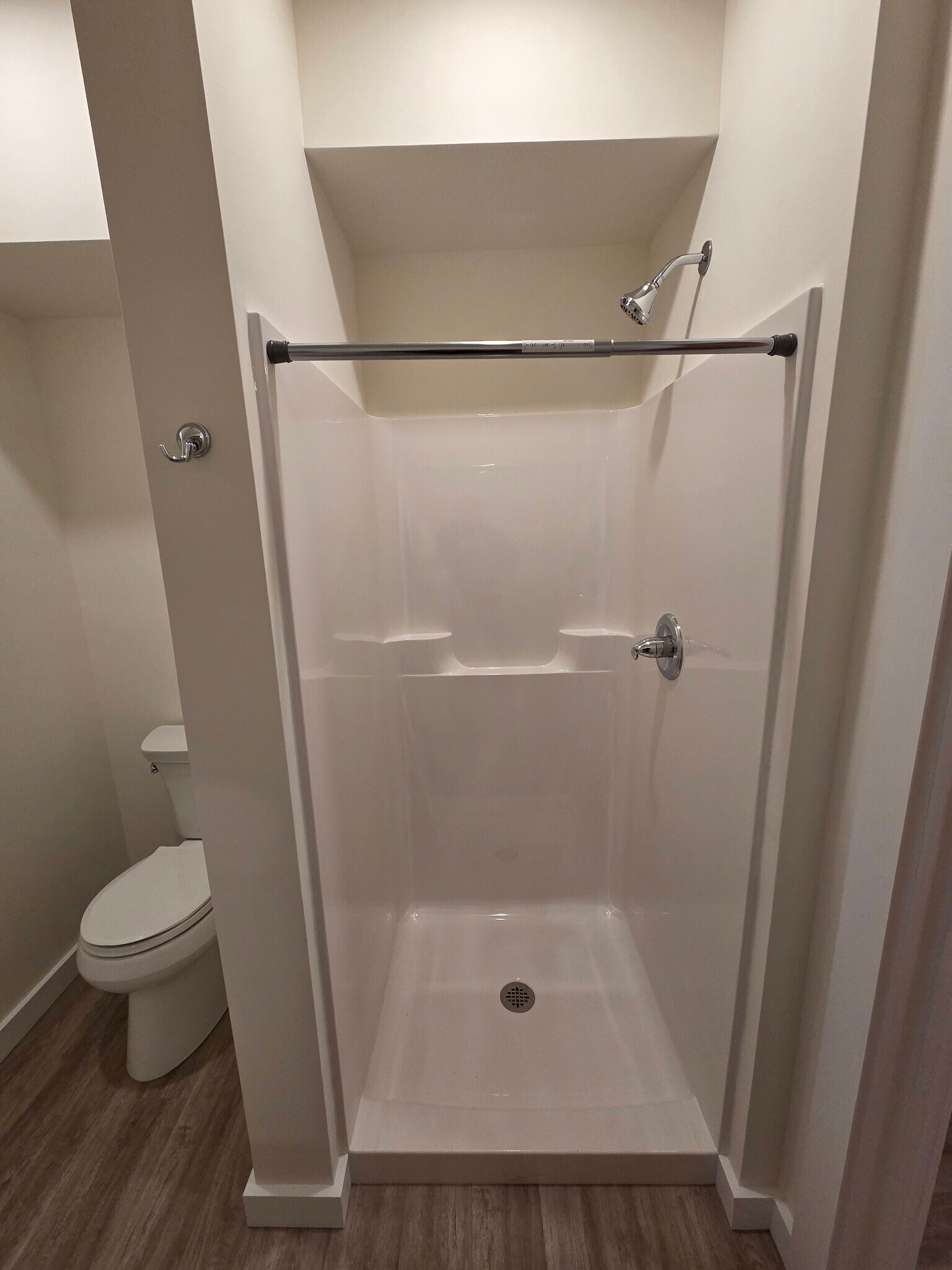 Unit 2 All-New Bathroom - 73 Goshen Rd